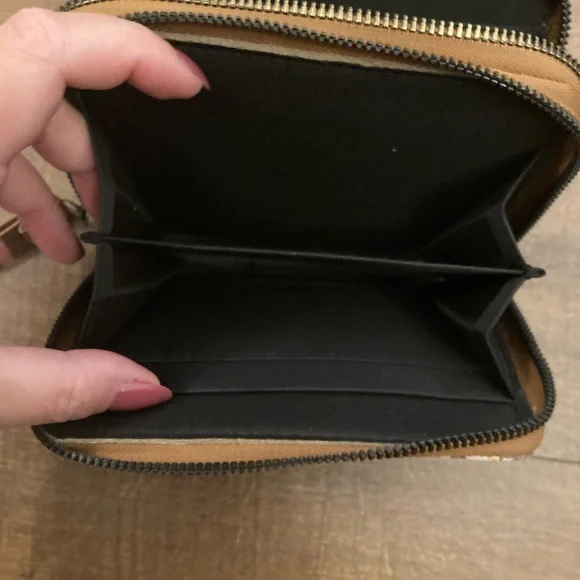 Aeropostale Western Aztec Pattern Wristlet Wallet NEW - Picture 7 of 10